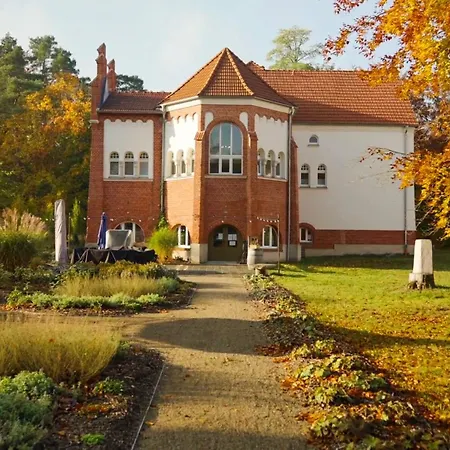 Parkresidenz Lychen, 10 Lychen