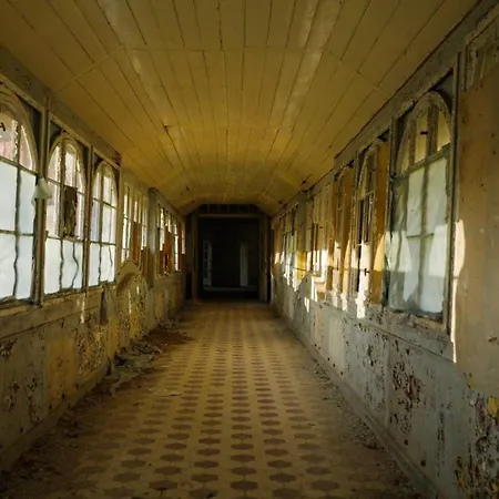 Parkresidenz Lychen, 10 *