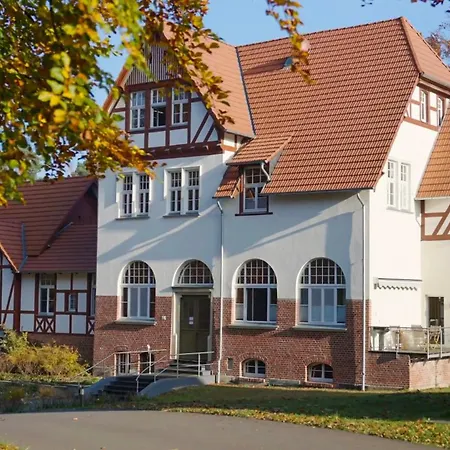 Parkresidenz Lychen, 10 * リヘン