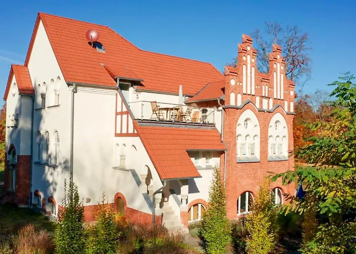 Parkresidenz Lychen, 10 *