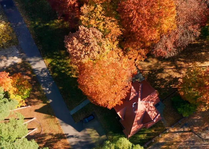 Parkresidenz Lychen, 10 * 利兴